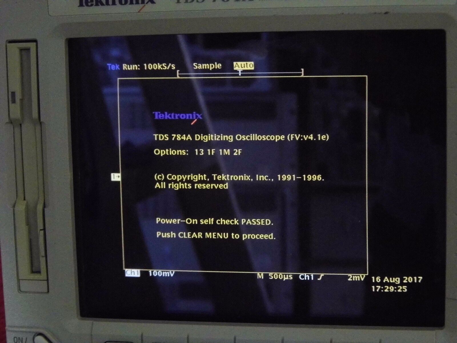 Tektronix TDS784A DPO Oscilloscope 1GHz, 4GS/s Opt 1M Tektronix TDS784A DPO Oscilloscope 1GHz, 4GS/s Opt 1M